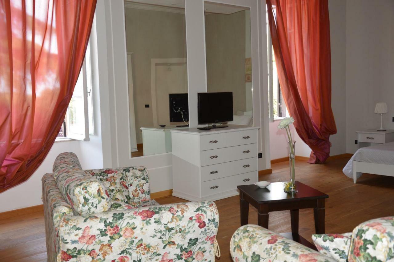 דירות טיבולי Garibaldi House מראה חיצוני תמונה